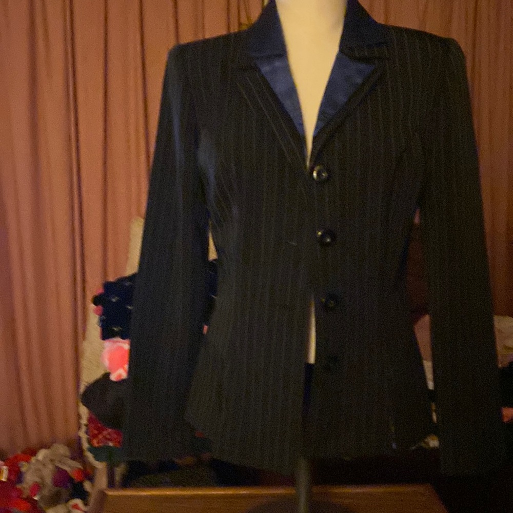 Jr pinstripe blazer  size 5/6